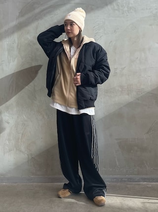 adidas ジャージ トラックパンツ オーロラブラック パープル 白ストライプ fwe48-iy9893.jpg