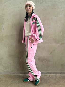 「アイテム（ジャージ、ピンク系）」を使った、RTさん（レディース・160cm）の秋コーディネート
