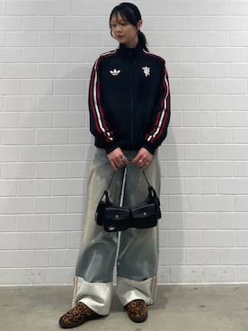 「adidas（アディダス）のクラシック スポーツ ウィメンズ ショルダーバッグ / アディダスオリジナルス adidas Originals（ショルダーバッグ、ブラック系）」を使った、RTさん（レディース・160cm）の春コーディネート