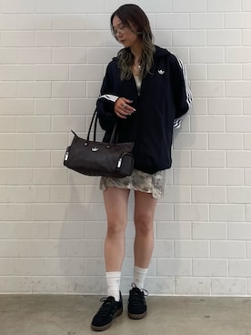 「adidas（アディダス）のカーゴスカート / アディダスオリジナルス adidas Originals（スカート、ベージュ系）」を使った、RTさん（レディース・161cm）の夏コーディネート