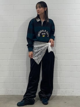 「adidas（アディダス）のアイテム（スウェットパンツ）」を使った、RTさん（レディース・160cm）の秋コーディネート