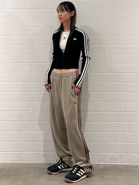「adidas（アディダス）のFB TPベロア / ファイヤーバード トラックパンツ ベロア / ジャージ / アディダスオリジナルス adidas Originals（その他パンツ）」を使った、RTさん（レディース・160cm）の秋コーディネート