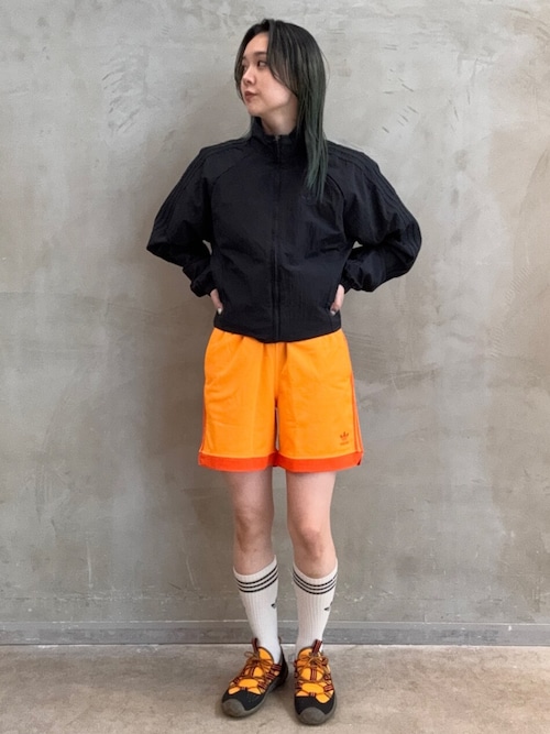 adidas アディダス オリジナルス ウーブントラックトップス ブラック XL セール】アディカラー 2000s ウーブントラックトップ / ジャージ
