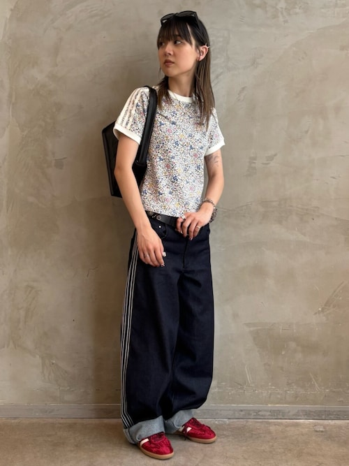 送料込*アディダス×リバティロンドン*トーナルカリ半袖Tシャツ adidas tシャツ Originals × Liberty London カリ半袖Tシャツ