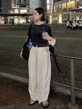 「アイテム（スウェットパンツ）」を使った、mikaさん（レディース・163cm・20代）の夏コーディネート