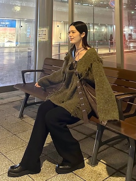 「アイテム（ボディバッグ/ウエストポーチ、ブラウン系）」を使った、mikaさん（レディース・163cm）の秋コーディネート