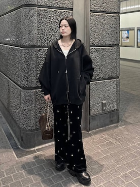 「アイテム（パーカー）」を使った、mikaさん（レディース・163cm・20代）の秋コーディネート