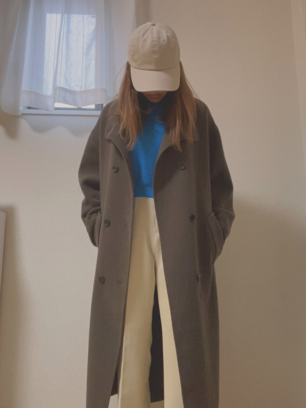 「お洒落さんとつながりたい、シンプルスタイル」｜「newhattanの【newhattan】  ニューハッタン キャップ STONE WASHED TWILL CAP（キャップ、ベージュ系）」を使った、あじしおさん（レディース・151cm）の冬コーディネートの1枚目の写真