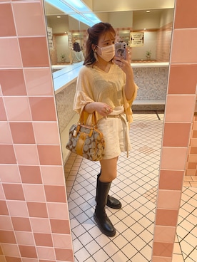 「ZARA（ザラ）のアイテム（シャツ/ブラウス、オレンジ系）」を使った、creamyayanoさん（レディース・159cm）の冬コーディネート