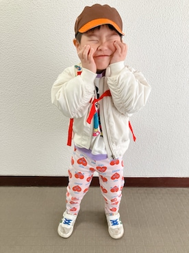「GU（ジーユー）のアイテム（ブルゾン、ホワイト系）」を使った、りんちゃんのさん（キッズ・100cm）の春コーディネート