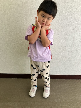 「MARKEY'S（マーキーズ）のアイテム（パンツ、ホワイト系）」を使った、りんちゃんのさん（キッズ・110cm）の秋コーディネート