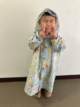 「アリエクのアイテム（レインシューズ、ベージュ系）」を使った、りんちゃんのさん（キッズ・100cm）の夏コーディネート