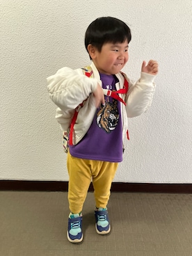 「西友のアイテム（スウェット、パープル系）」を使った、りんちゃんのさん（キッズ・100cm）の春コーディネート