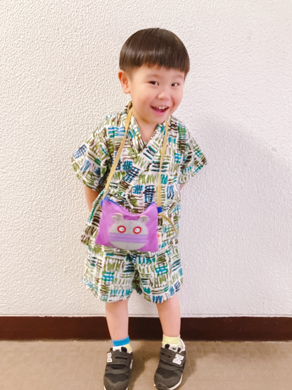 「チェック、アウトドアスタイル、パステルカラー、秋コーデ、甚平、休日スタイル、キッズコーデ」｜「MARKEY'Sのアイテム（浴衣、グリーン系）」を使った、りんちゃんのさん（キッズ・100cm）の秋コーディネートの1枚目の写真