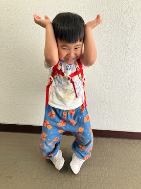 「WIGGLE WIGGLE（ウィグルウィグル）のアイテム（スウェットパンツ、ブルー系）」を使った、りんちゃんのさん（キッズ・110cm）の夏コーディネート