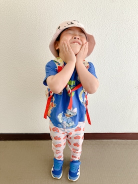 「MARKEY'S（マーキーズ）のアイテム（その他パンツ、ホワイト系）」を使った、りんちゃんのさん（キッズ・100cm）の春コーディネート