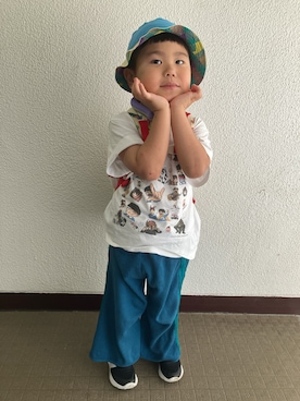 「MARKEY'S（マーキーズ）のアイテム（パンツ、ブルー系）」を使った、りんちゃんのさん（キッズ・110cm）の秋コーディネート