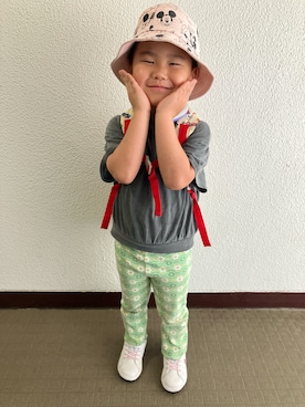 「WIGGLE WIGGLE（ウィグルウィグル）のアイテム（スウェットパンツ、グリーン系）」を使った、りんちゃんのさん（キッズ・110cm）の夏コーディネート