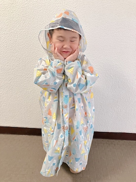 「楽天のなんかのアイテム（その他、グレー系）」を使った、りんちゃんのさん（キッズ・100cm）の夏コーディネート