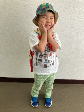 「WIGGLE WIGGLE（ウィグルウィグル）のアイテム（パンツ、グリーン系）」を使った、りんちゃんのさん（キッズ・100cm）の夏コーディネート