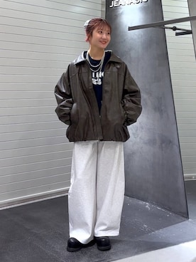 「アイテム（その他トップス）」を使った、みっきぃさん（レディース・155cm）の秋コーディネート