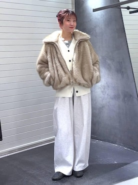 「デート/ロマンティック」｜「アイテム（スウェットパンツ）」を使った、みっきぃさん（レディース・155cm）の冬コーディネート