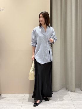 「EMMA　ROUGE VIF（エマルージュヴィフ）の【一部店舗限定】アシンメトリー変形2WAYシャツ（シャツ/ブラウス、その他）」を使った、akaneさん（レディース・166cm）の春コーディネート