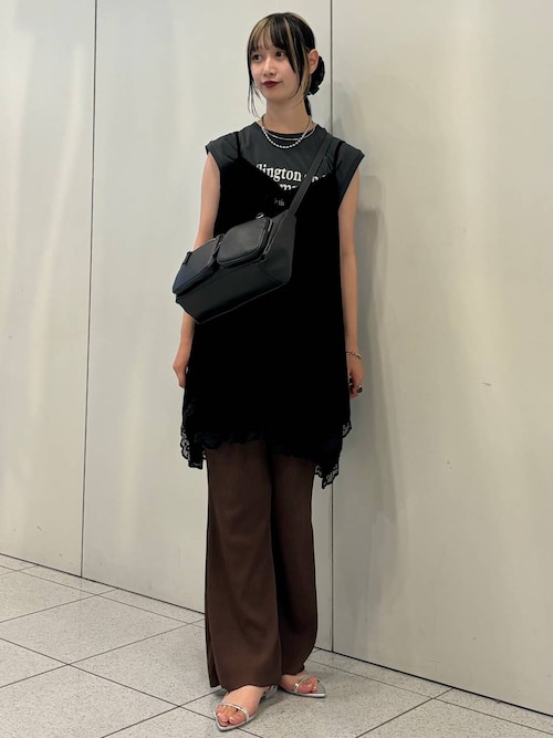 2WAYカットベロアミニワンピース 578265（ワンピース）｜LOWRYS