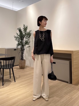 「Jena espace merveilleux(ジェナ エスパスメルヴェイユ)のバックバルーンセットアップ(ワンピース、グレー系)」を使った、moeさん(レディース・166cm)の夏コーディネート