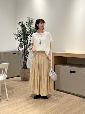 「Jena espace merveilleux(ジェナ エスパスメルヴェイユ)のバックラインシルケットカットソー(Tシャツ/カットソー、ホワイト系)」を使った、moeさん(レディース・166cm)の夏コーディネート