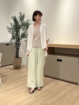 「Jena espace merveilleux(ジェナ エスパスメルヴェイユ)のリネンライクシャツ(シャツ/ブラウス、ホワイト系)」を使った、moeさん(レディース・166cm)の夏コーディネート