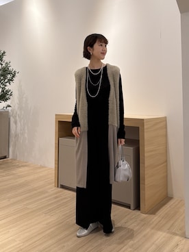 「Jena espace merveilleux(ジェナ エスパスメルヴェイユ)のクルー長袖Tシャツ(Tシャツ/カットソー、ブラック系)」を使った、moeさん(レディース・166cm)の夏コーディネート