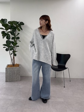 「CIAOPANIC TYPY（チャオパニックティピー）の∴深Vレースドッキングオーバーニット（Knitwear、ホワイト系）」を使った、Nanamiさん（レディース・166cm）の秋コーディネート