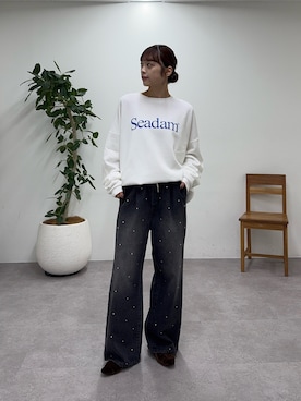 「SEADAM（シーダム）の【WEB限定】SEADAM裏起毛ロゴスウェット（Sweatshirt、ホワイト系）」を使った、Nanamiさん（レディース・166cm）の秋コーディネート