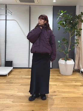 「Franklin Climbing（フランクリンクライミング）の【Franklin Climbing】男女兼用/防寒/蓄熱中綿/ショートブロックモンスターパーカー（Down Jacket / Coat、レッド系）」を使った、Nanamiさん（レディース・166cm）の秋コーディネート
