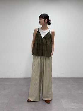 「CIAOPANIC TYPY（チャオパニックティピー）の【UNISEX】【プラスサイズあり】ストライプシアサッカーイージーパンツ（その他パンツ、ベージュ系）」を使った、Nanamiさん（レディース・166cm）の春コーディネート