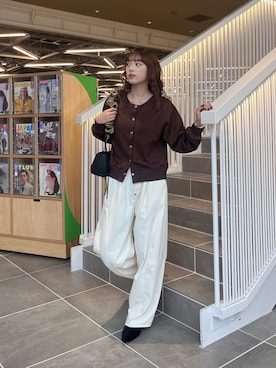 「CIAOPANIC TYPY（チャオパニックティピー）の∴前後2WAYダンボールスナップカーデ（Cardigans、ブラウン系）」を使った、Nanamiさん（レディース・166cm）の秋コーディネート