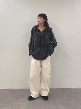 「CIAOPANIC TYPY（チャオパニックティピー）の∴【前後2way】深Vアソートチェックラッフルブラウス（Shirts、ブラウン系）」を使った、Nanamiさん（レディース・166cm）の秋コーディネート