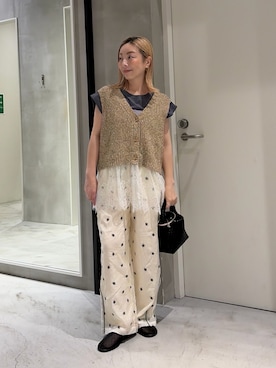 「CIAOPANIC TYPY（チャオパニックティピー）の【前後2WAY/全方位着映え♪】裾レースメランジベスト（Vest、ベージュ系）」を使った、sayuuuuさん（レディース・147cm）の夏コーディネート