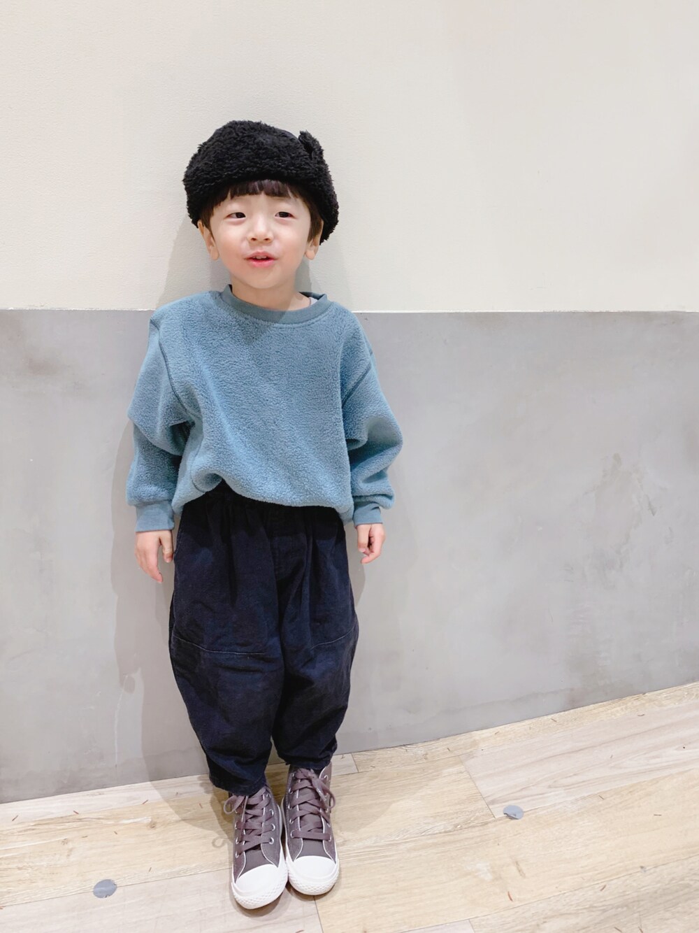 「CIAOPANIC TYPY、フリーストップス、あったかコーデ、ノースフェイスキッズ、コンバースコーデ、3歳男の子、3歳6ヶ月」｜「CIAOPANIC TYPYのオーバーダイボアフリースプルオーバー（Tシャツ/カットソー、ブルー系）」を使った、sayuuuuさん（キッズ・90cm）の冬コーディネートの1枚目の写真
