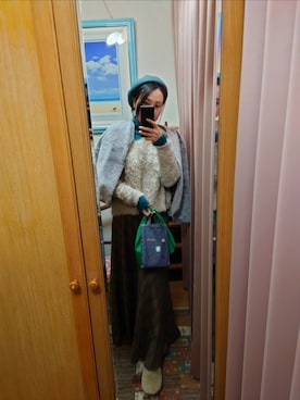 「Familiar （ファミリア）のアイテム」を使った、ayame9さん（レディース・168cm）の冬コーディネート