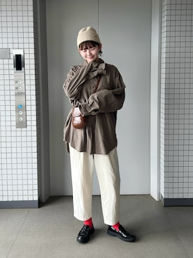 「アイテム（ローファー）」を使った、りんさん（レディース・161cm）の秋コーディネート