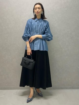 caban（キャバン）の「コットンサテンモールスキン タックブラウス