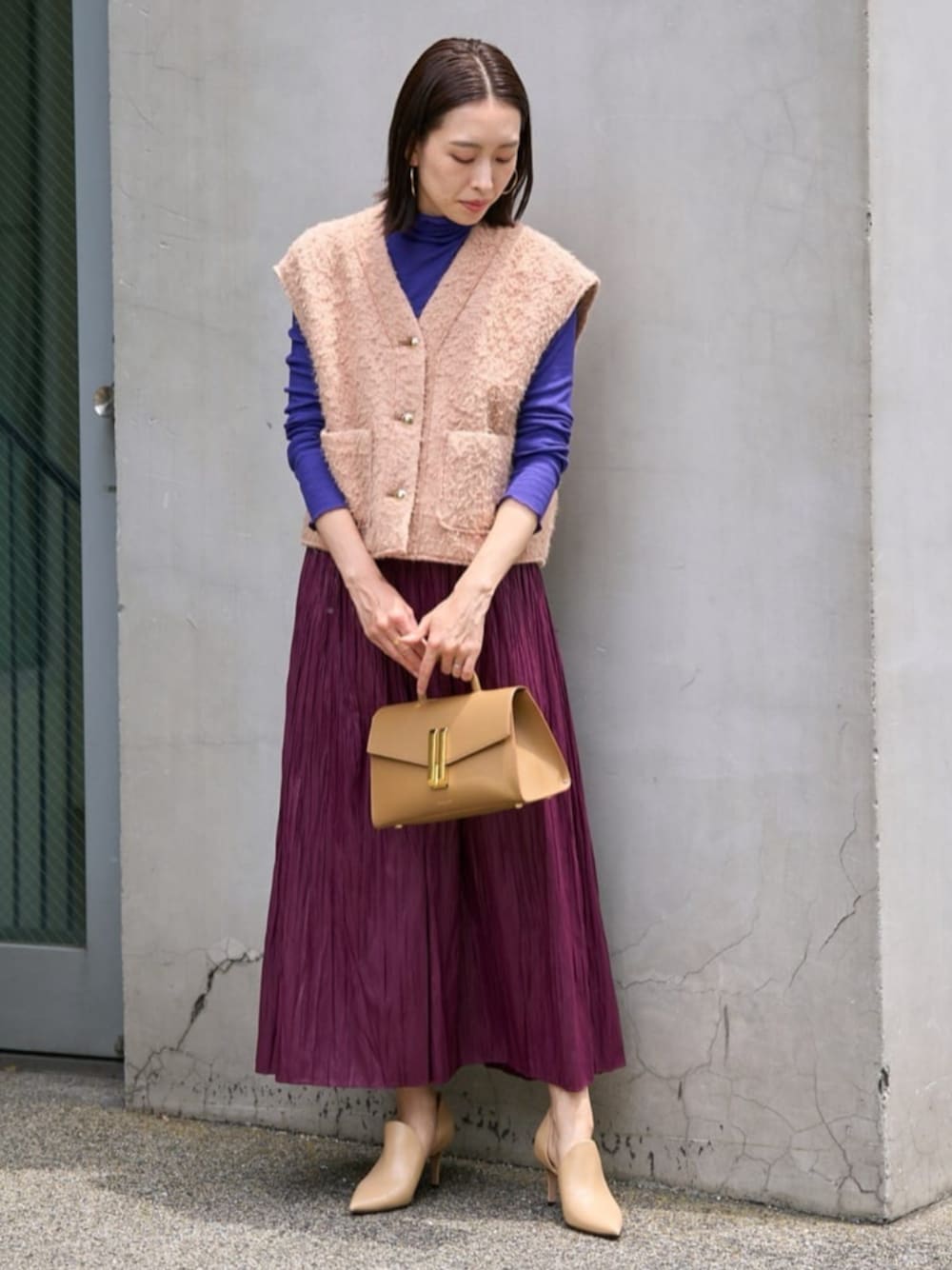 Ishii_TOMORROWLANDさんの「【WEB先行予約】Flora ショートジレ（BALLSEY）」を使ったコーディネートの1枚目の写真