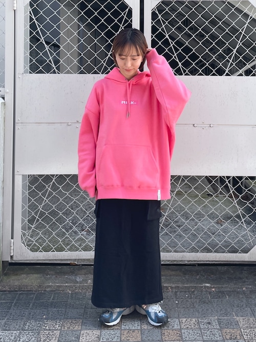 セール】EMBROIDERED BAR SWEAT HOODIE（パーカー）｜MILKFED