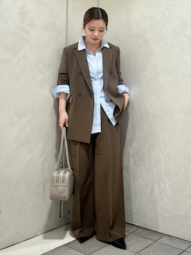 「abahouse mavie（アバハウスマヴィ）のスタンダードシャツ（シャツ/ブラウス、ブルー系）」を使った、SAYAさん（レディース・154cm）の秋コーディネート