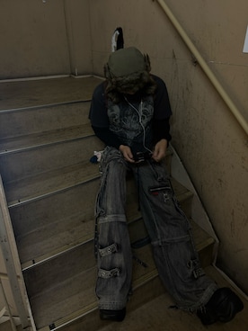 「アイテム（Tシャツ/カットソー）」を使った、J1Lさん（メンズ・177cm・10代）の冬コーディネート