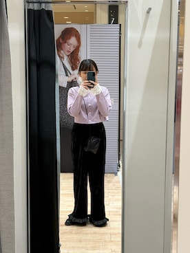 「アイテム（シュシュ）」を使った、勝田里奈さん（レディース・161cm）の秋コーディネート