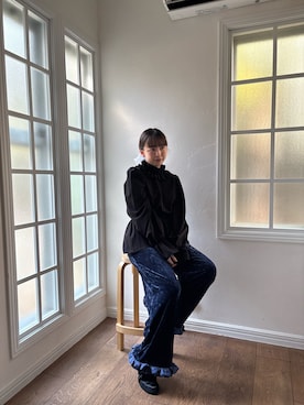 「アイテム（シュシュ）」を使った、勝田里奈さん（レディース・161cm・20代）の秋コーディネート