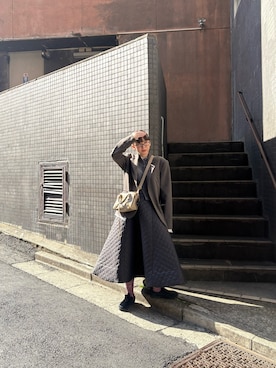 「adidas（アディダス）のSAMBA OG　JR0887（スニーカー、ブラック系）」を使った、勝田里奈さん（レディース・161cm）の春コーディネート